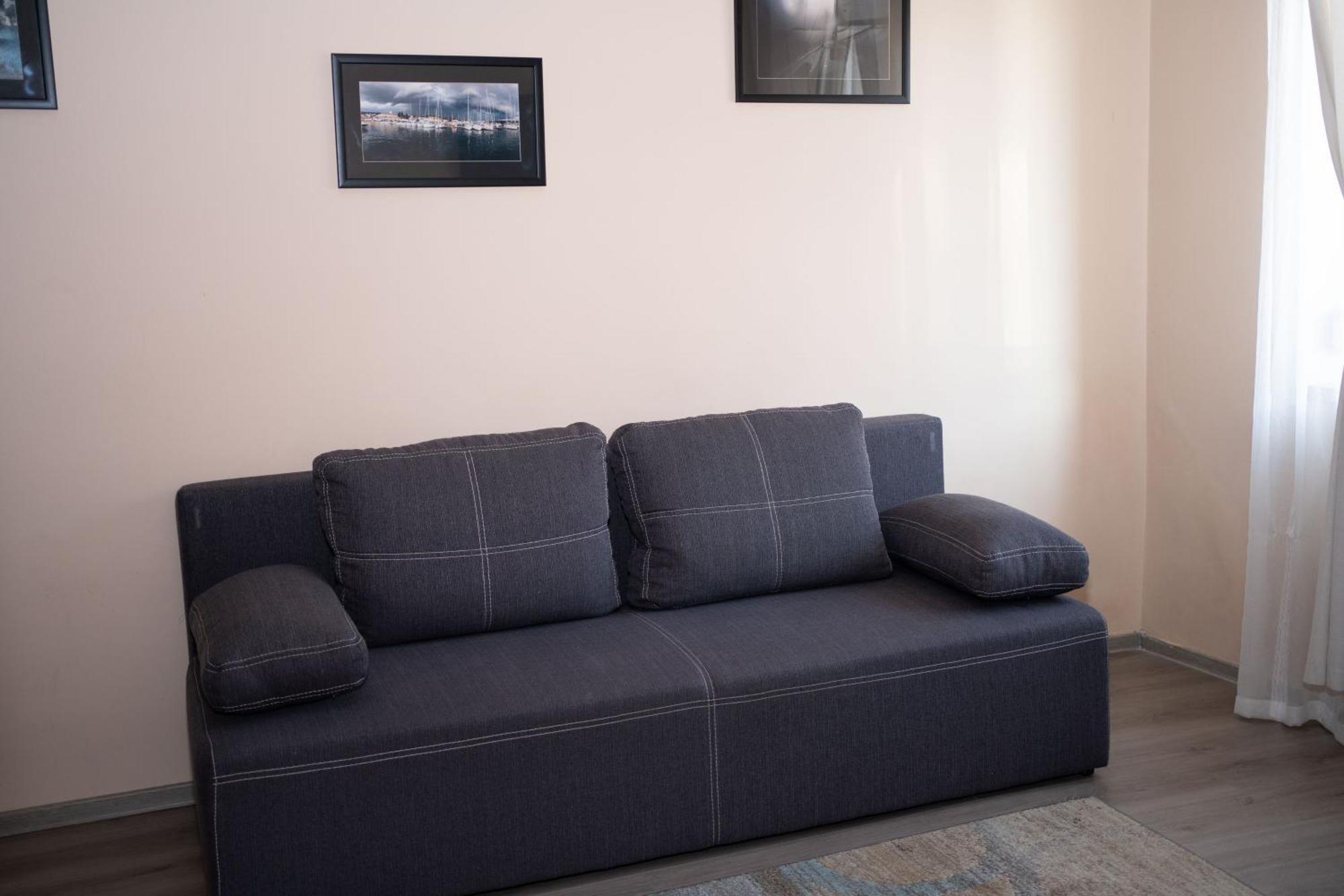 Milan House Apartman Arad Kültér fotó