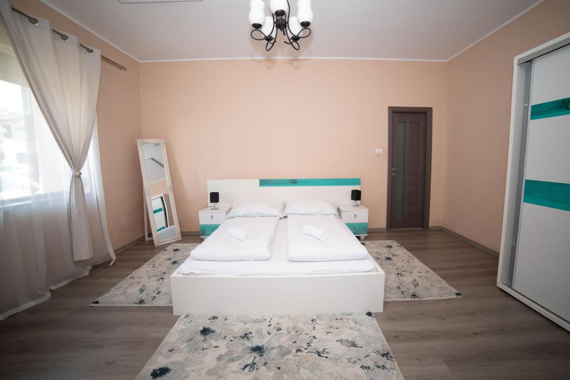 Milan House Apartman Arad Kültér fotó